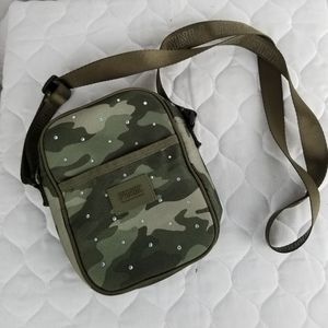 New VicSecret Pink Camo Bag Sequins